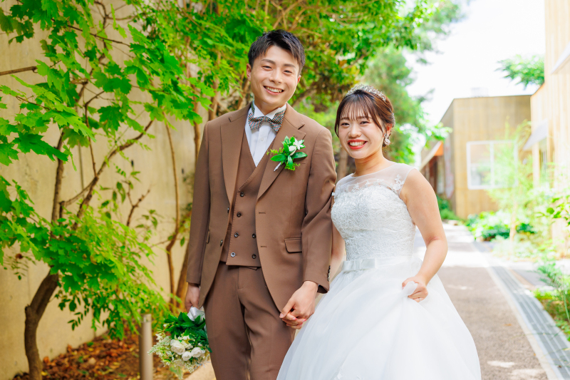 ログロードの緑と街並みが彩る1枚