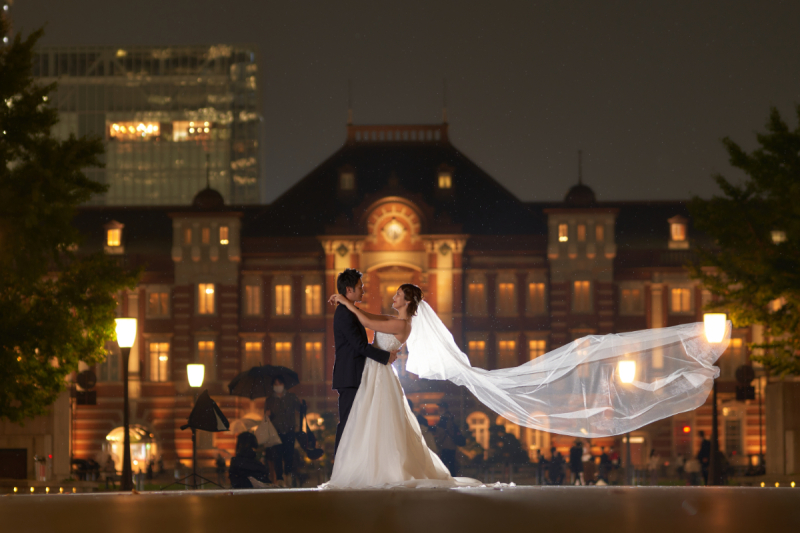 ロングベールをなびかせて