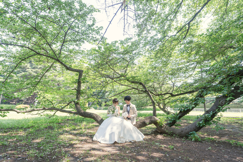 emorma photowedding_ガーデンで撮影できる