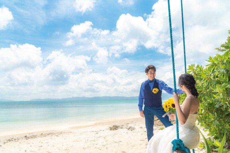 emorma photowedding_海で撮影できる