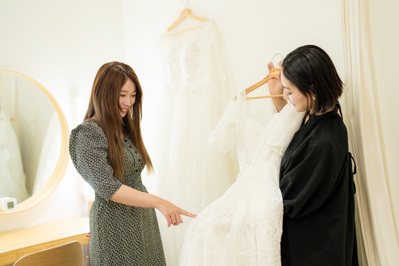 衣装にあわせたヘアセット、メイクをご提案♬