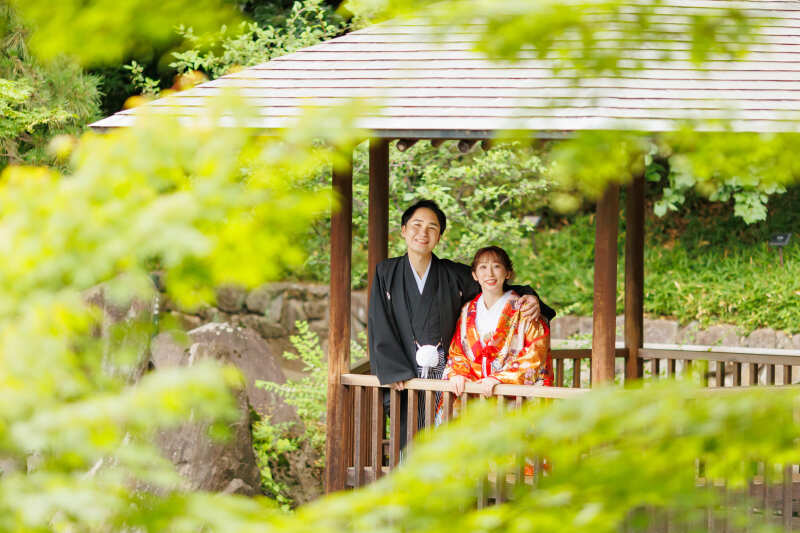 emorma photowedding_庭園で撮影できる