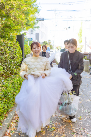 ヘアメイク同行