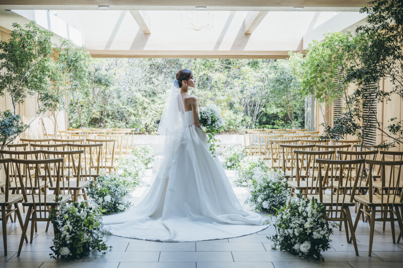 《チャペル撮影》写真で残す結婚式!全データ納品&アルバム付|同行者の参加OK♪☆10月中申込みの方限定☆ドレス2着目プレゼント
