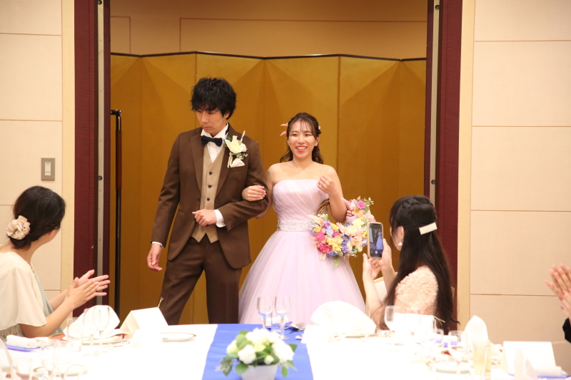 衣装チェンジをしてアットホームなパーティーを♪