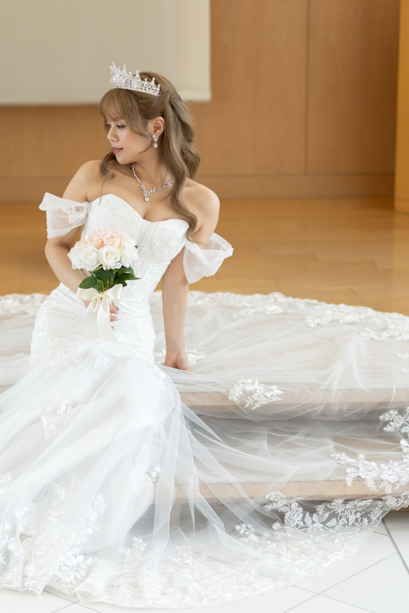 少しセクシーな大人っぽさも