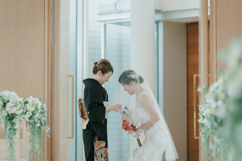 お母様→娘(新婦様)へのベールダウン