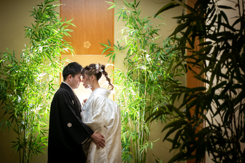 【洋装ウェディング＋会食】〔基本料金50％OFF〕6名様～可能！全カットデータ+12カットアルバム付き！