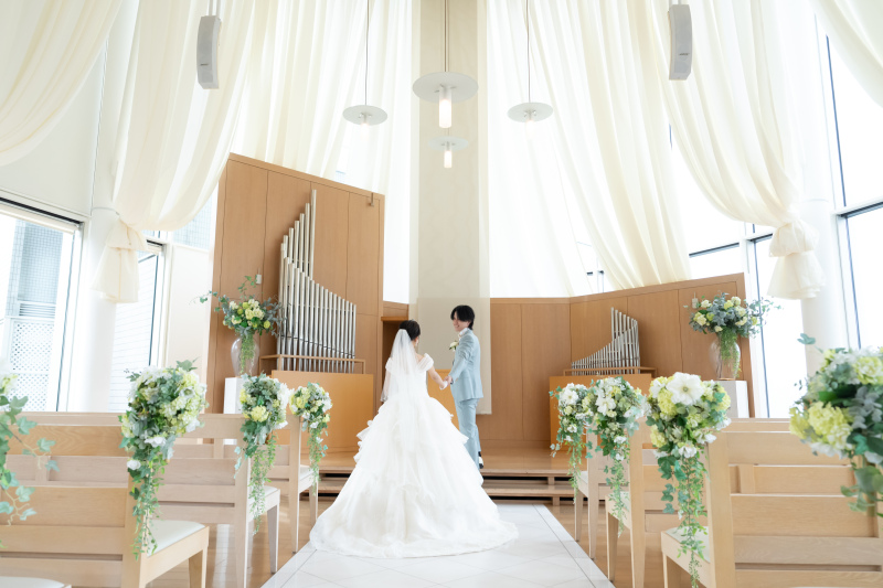 3月までのご撮影で土日祝日料金0円! 洋装50カットデータ ¥69,000→¥34,500