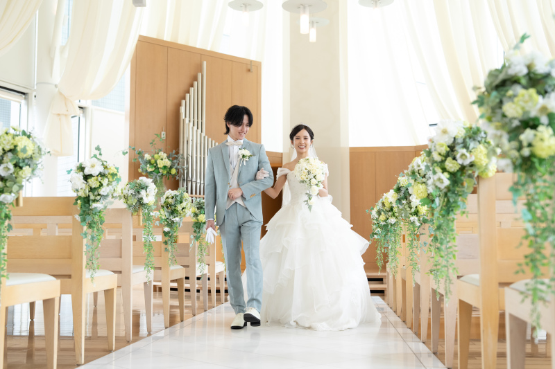 3月までのご撮影で土日祝日料金0円! 洋装50カットデータ ¥69,000→¥34,500