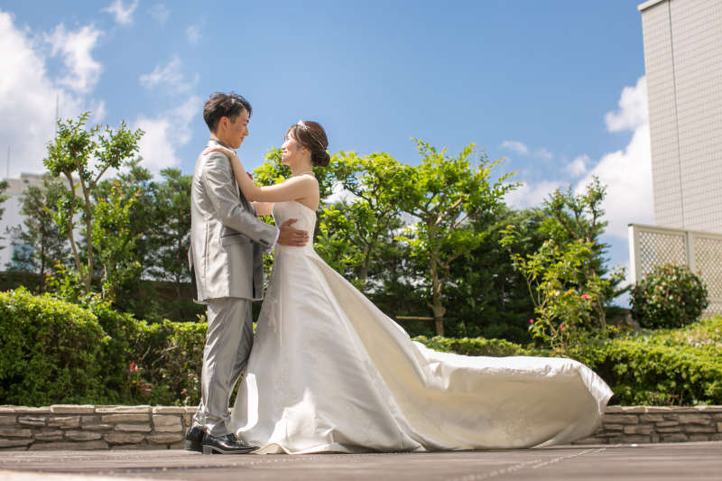 【基本料金50%OFF・アルバム1冊付き】和装＆ドレス各１着｜チャペル＆ガーデン＆神殿＆スタジオ付！全100カットデータ