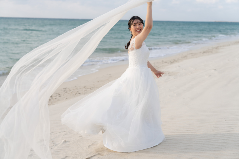 ベールが舞い、輝くご新婦様☆