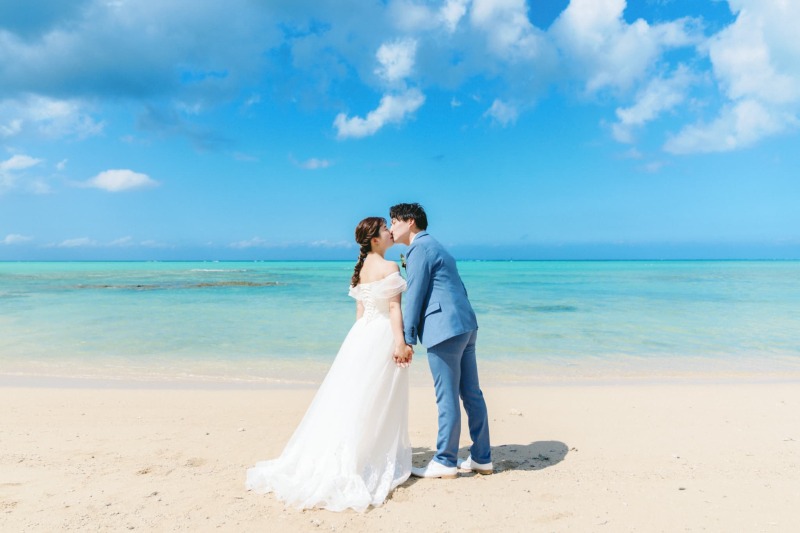 オールインクルーシブフォト&ムービーウェディング［E-lab］エラボ　〜完全指名フォト〜_海で撮影できる