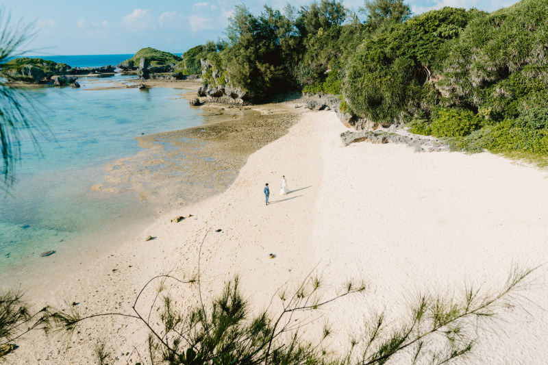 オールインクルーシブフォト&ムービーウェディング［E-lab］エラボ　〜完全指名フォト〜_海で撮影できる