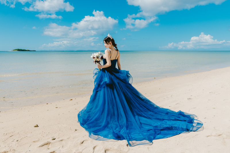 ✴︎沖縄本島プラン✴︎ ドレス2着目無料!【カメラマン指名OK!海の見えるチャペル&ビーチ撮影150カット+フォトムービー】