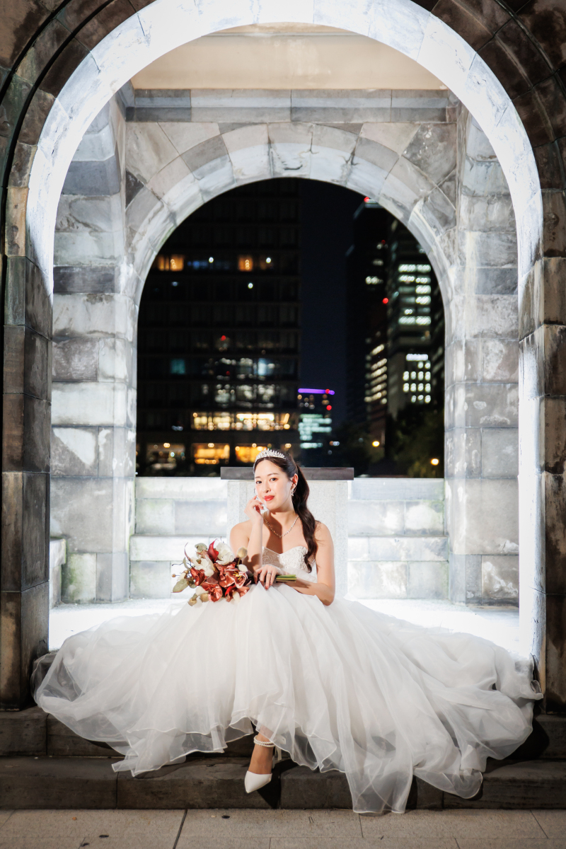 夜に咲く、白い花