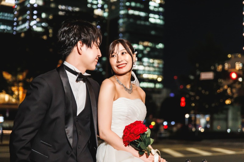 見つめ合いながら