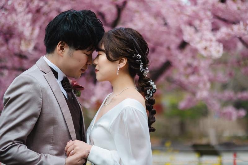 緑あふれる芝公園で、自然体の美しさを引き出すAI補正付き前撮りプラン