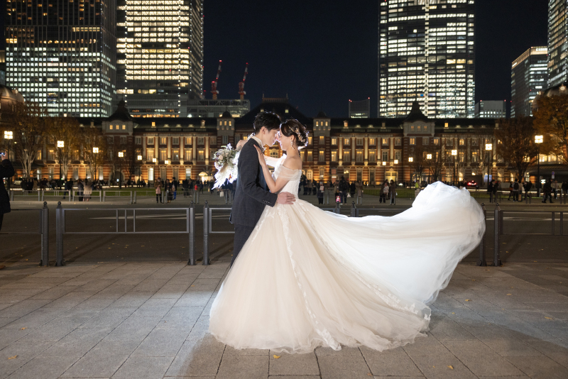 ふわふわのドレスをなびかせて