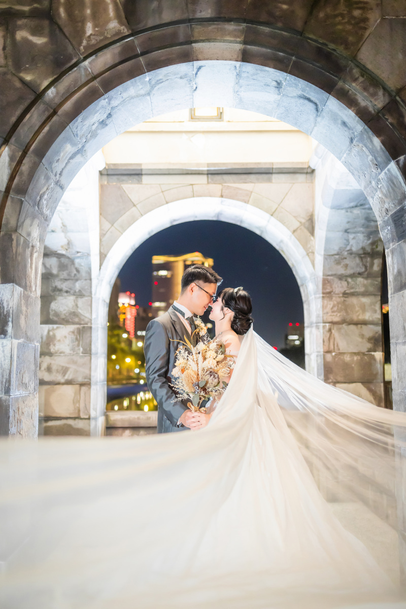 ベールを前に持ってくると・・・