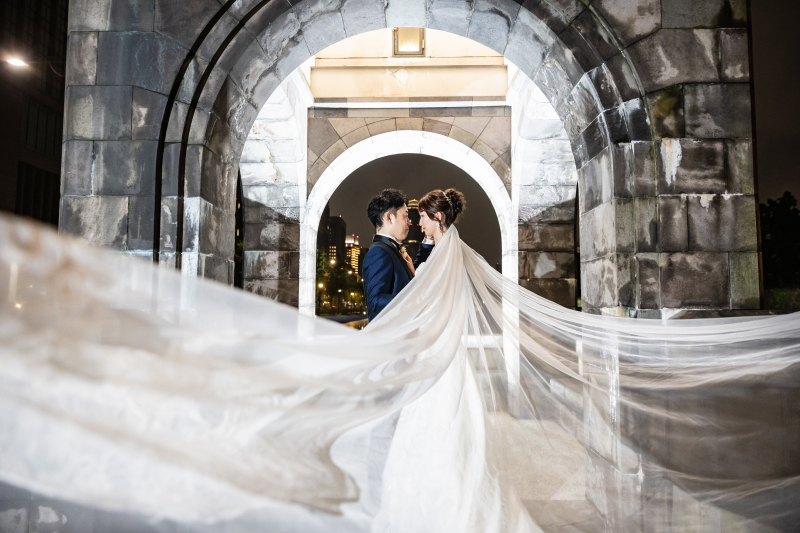 ベールで動きのあるショット