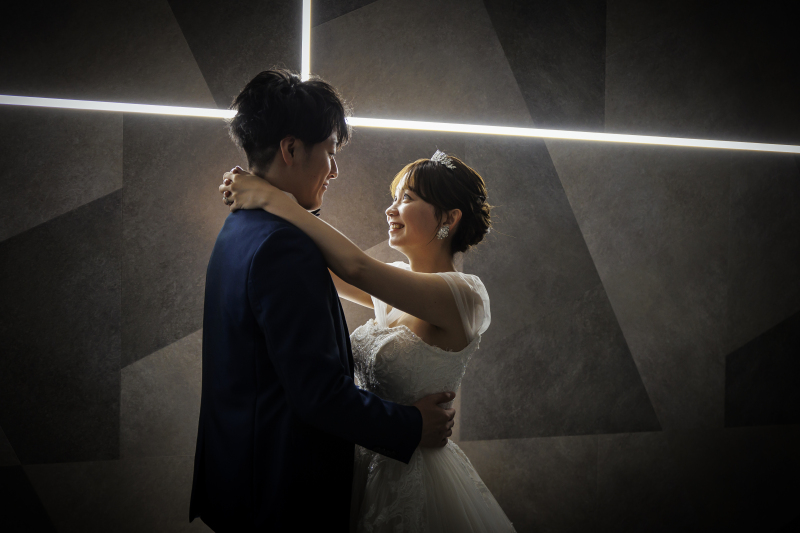 まずか向かい合っての