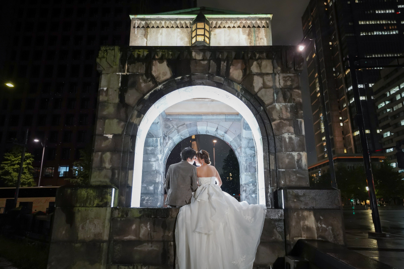 和田倉門の淵に腰を下ろして