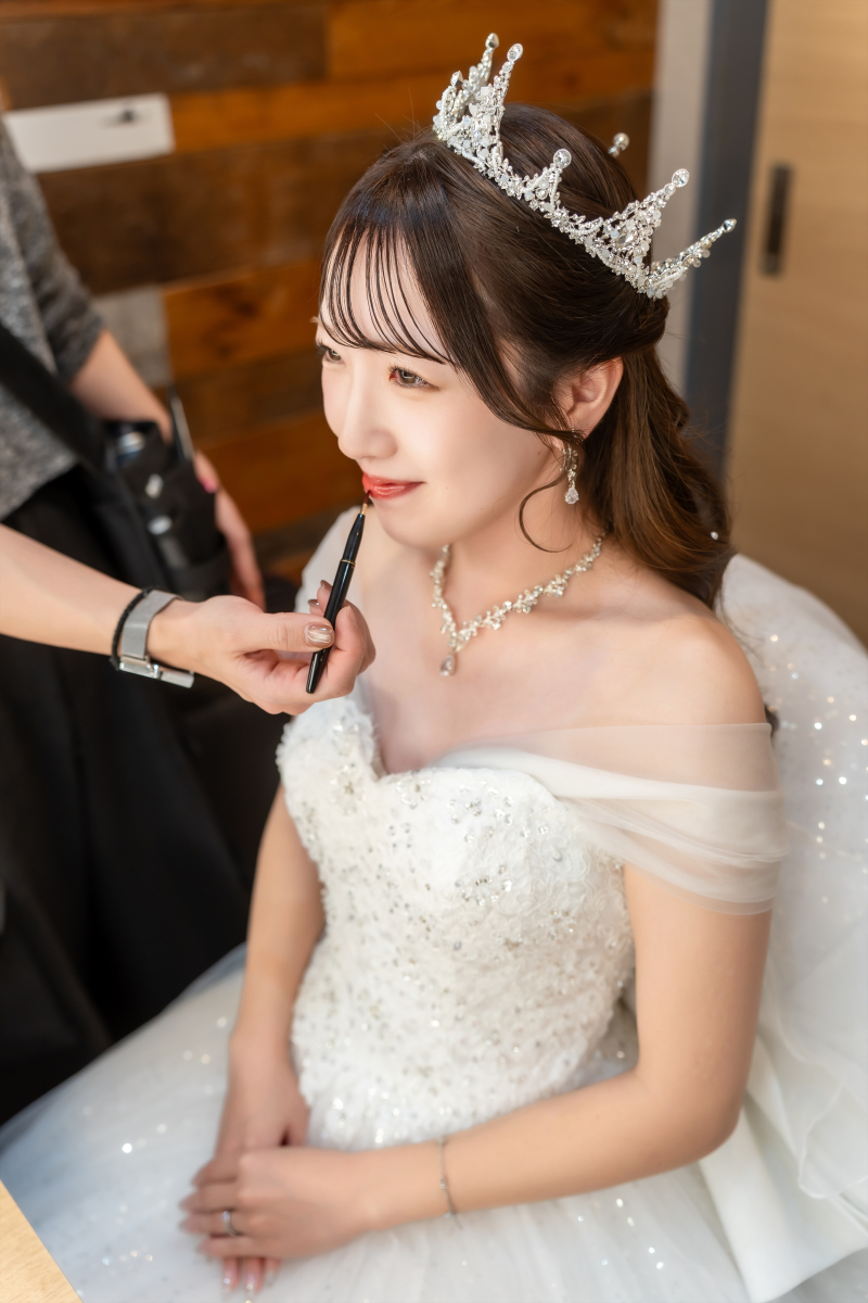 ティアラの下、静かな凛