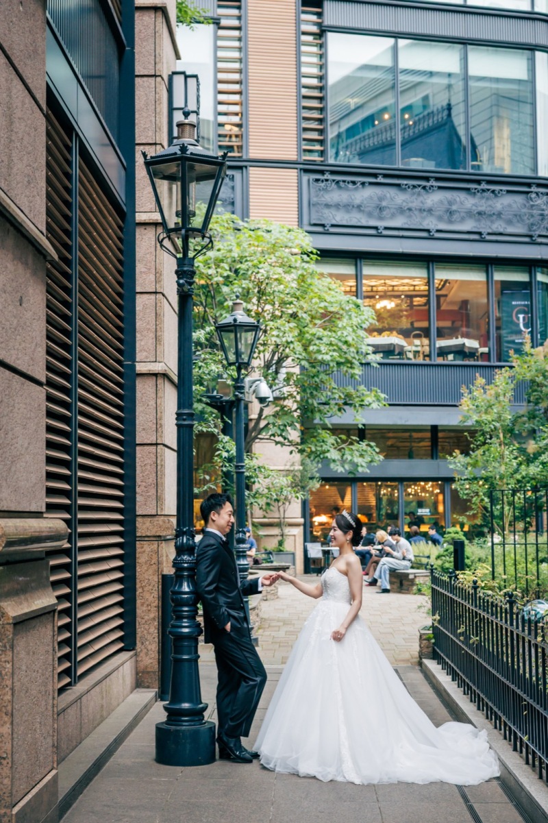 手を差し出す仕草のやさしさ