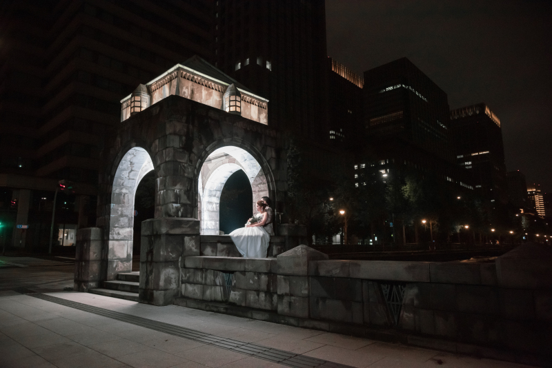 舞台の一場面のようなショット!