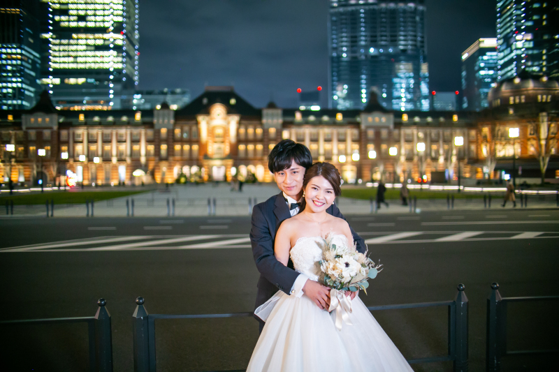 後ろからギュっと