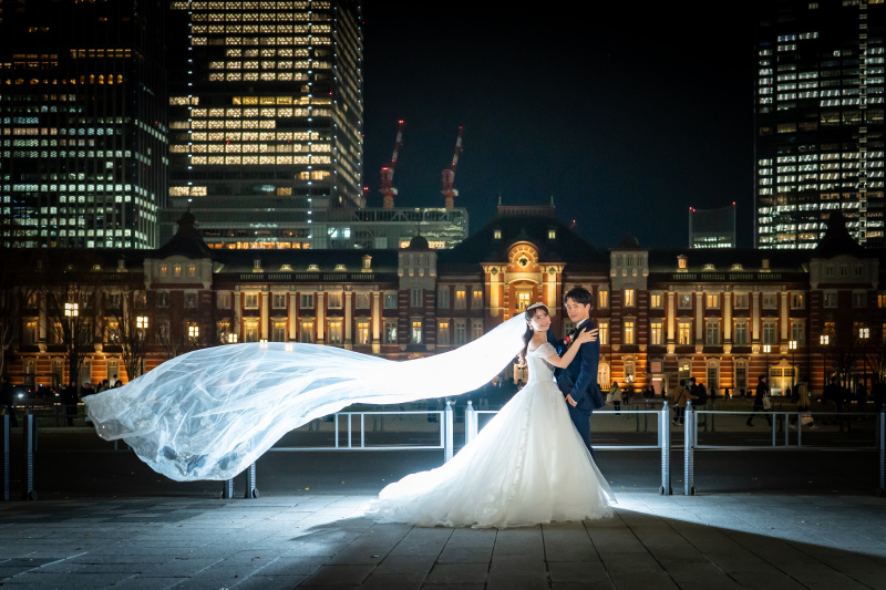 ベールをなびかせて