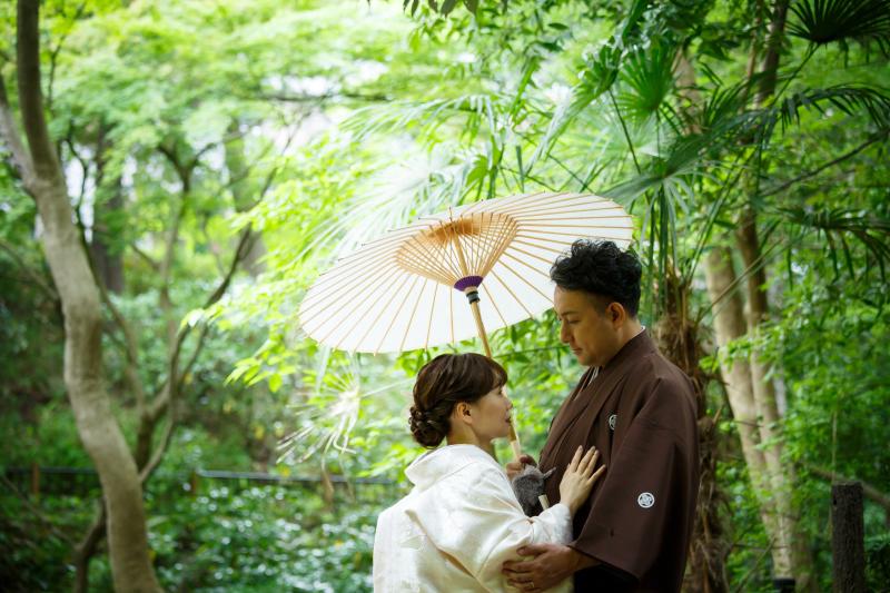 和傘の中に二人寄り添って♪