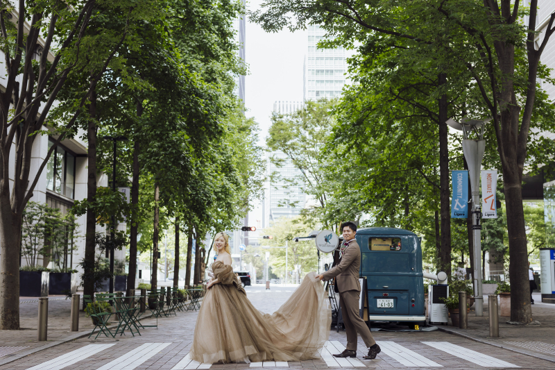 丸の内仲通りへ