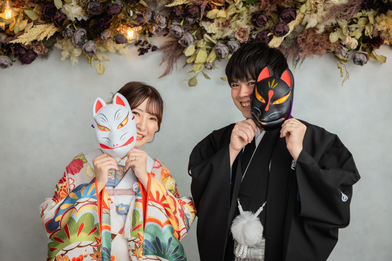 お面からヒョッコリ♪