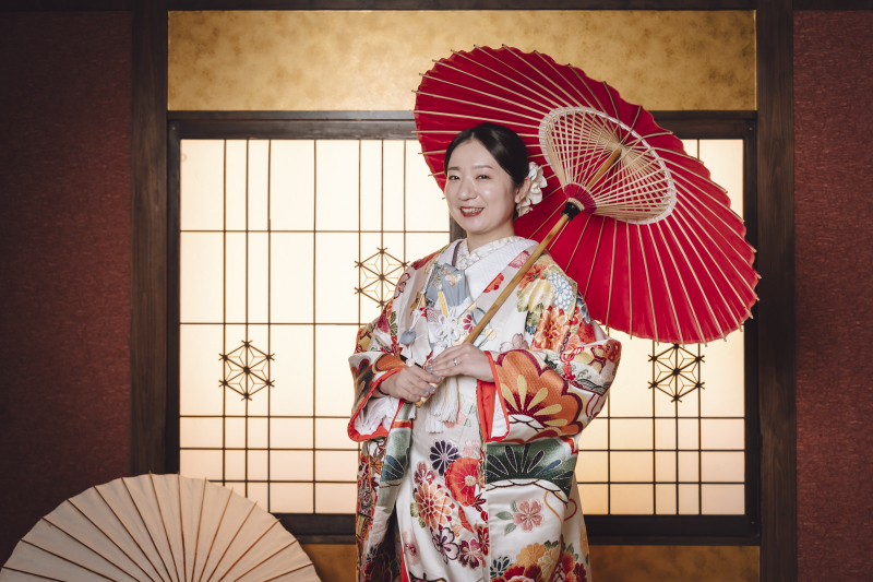 新婦様が和装でソロ撮影