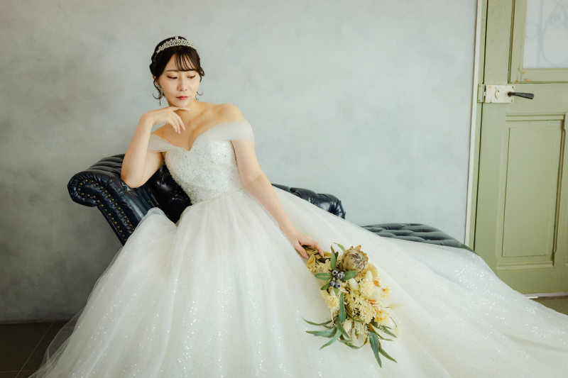 かっこよくポーズ