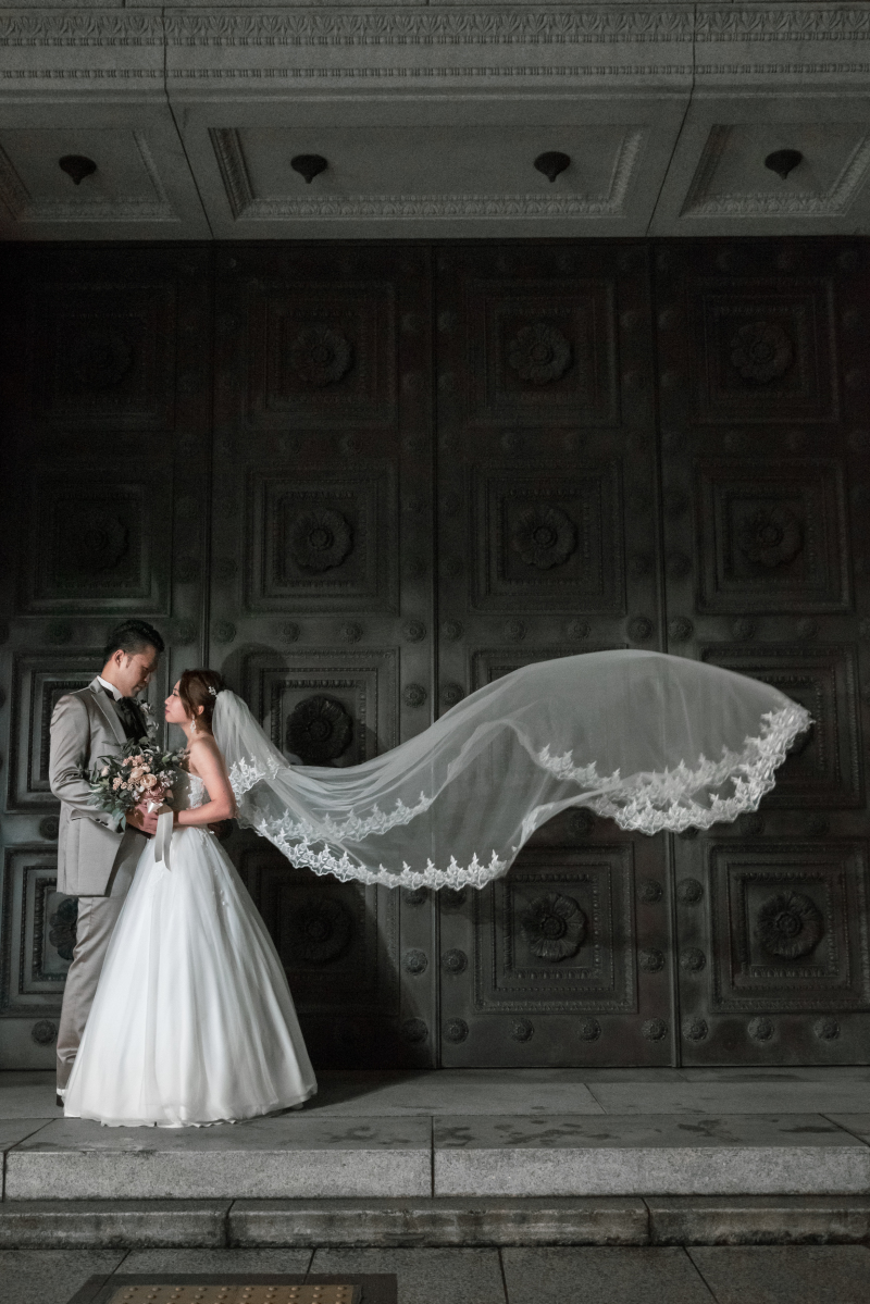 クールにベールショット。