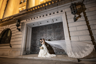 ご新郎様ヘアメイク付き！東京駅周辺の夜を巡る、贅沢な洋装3ロケ前撮りプラン
