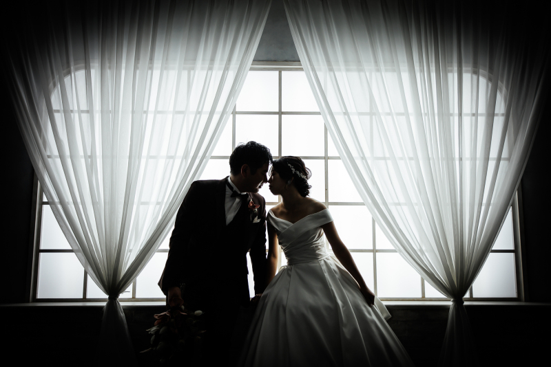 窓枠を活かして