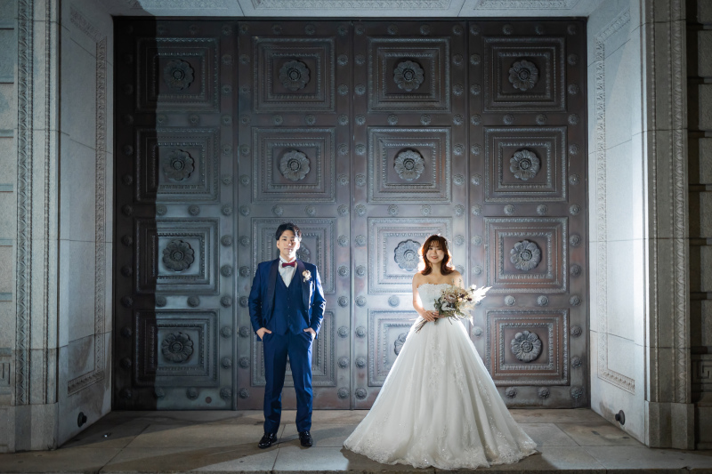 明治安田生命館の重厚な扉