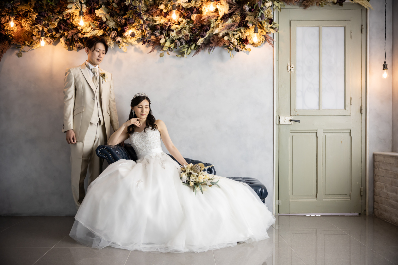 おしゃれな東京駅での前撮り!スタジオ付+2ロケーションで素敵な思い出を