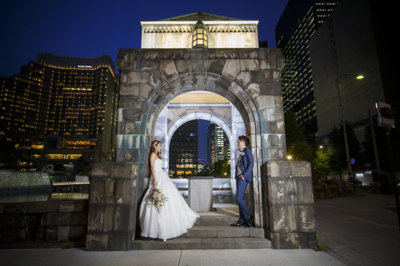 お二人向かいあってのポージング♪