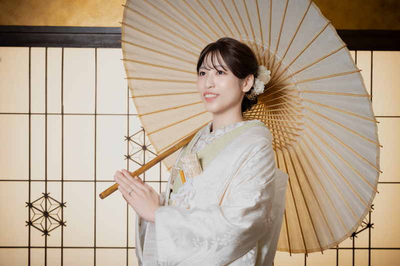 和傘でソロショット【新婦様】