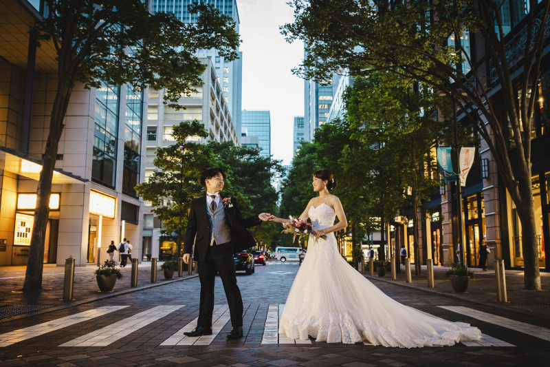 丸の内仲通りから