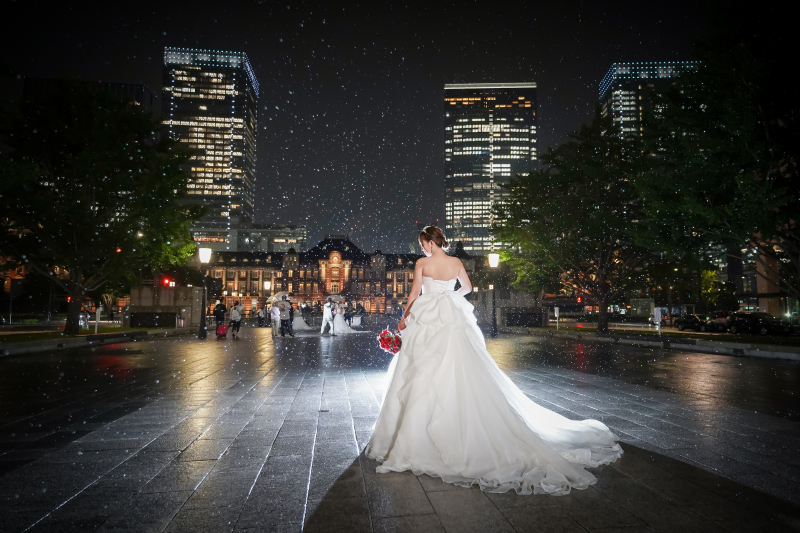 キラキラ反射する水滴