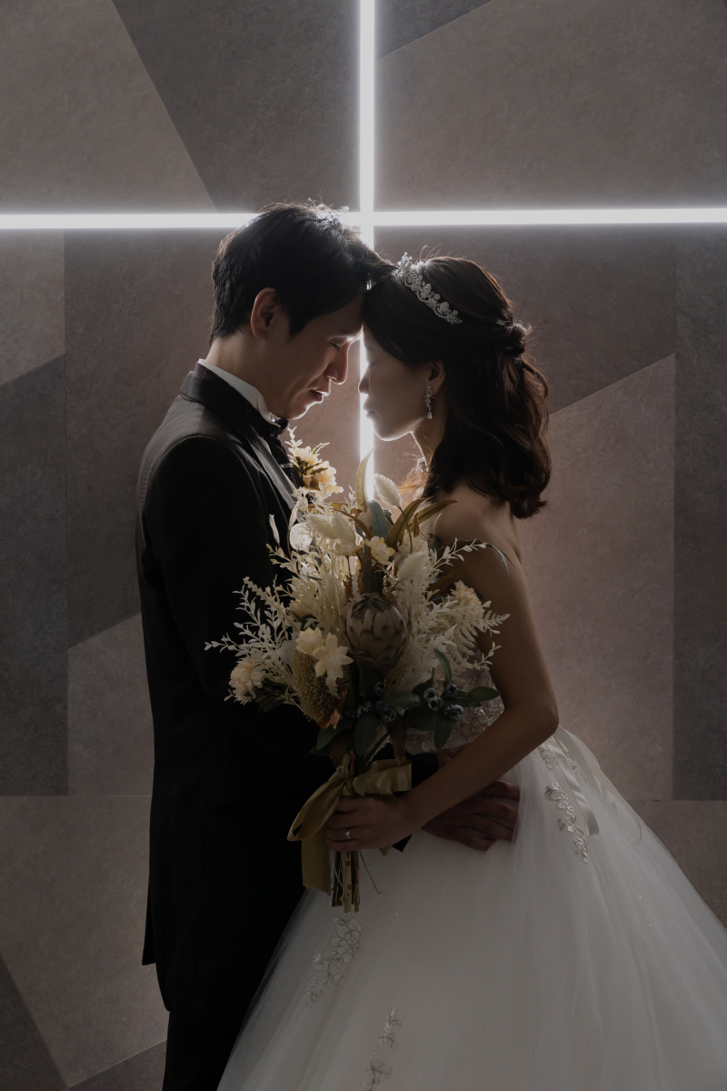 厳かな雰囲気で