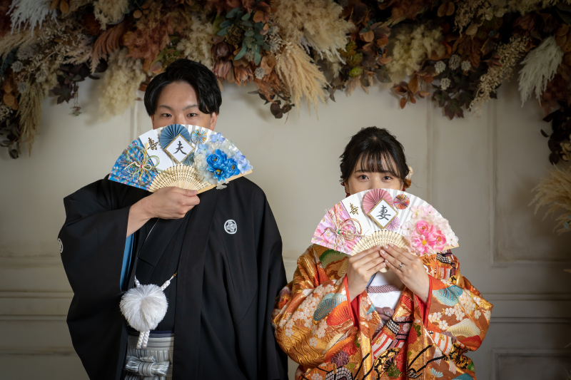 色打掛と紋付袴で