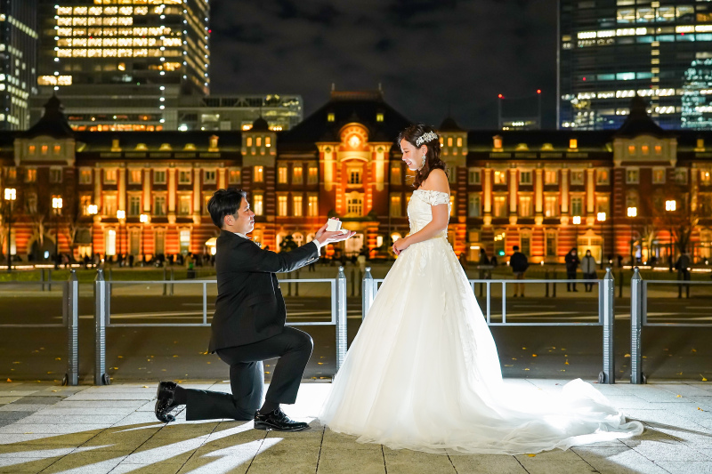 東京駅前プロポーズショット