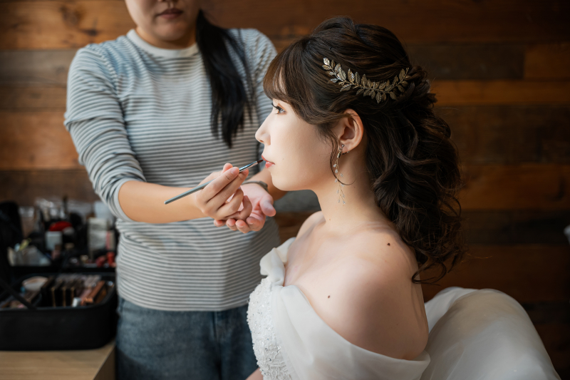 新婦様のメイクシーン